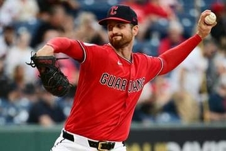 元巨人助っ人、MLB唯一の「7」が示す凄み　15勝覚醒の要因…「148キロの速球でも」