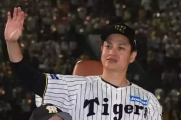 エレベーターで…阪神左腕がまさかの遭遇　大物歌手が報告、奇跡に騒然「凄い偶然」