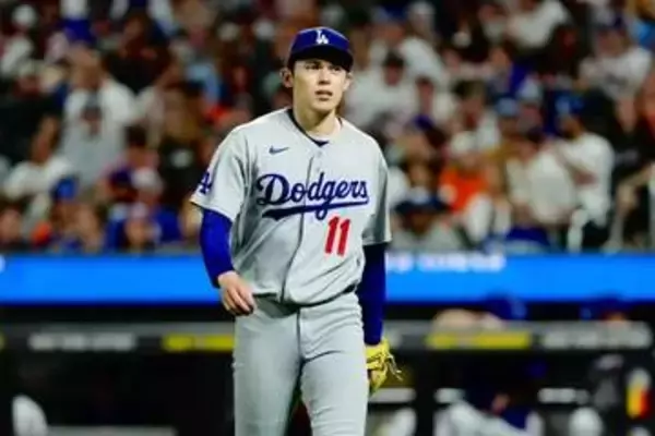 朗希4勝目の直後…駆け巡った“1枚”　MLB公式が即投稿、米喝采「ファンタスティック」