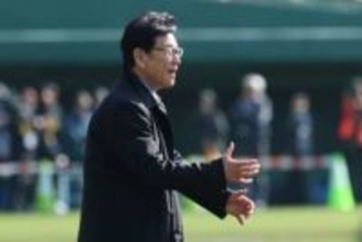 栗山前監督、ダルビッシュを「愛しています」　アドバイザーに感謝…宮崎で念願の再会