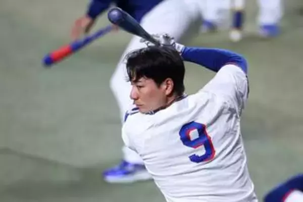 中日の25歳伏兵は「飛びすぎやろ！」　また“つらい現実”も…ファン驚愕「マジで右の福留」