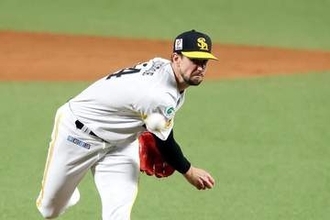 鷹、福岡移転後初の3連覇へM8　新助っ人ラトリッジ来日初先発初勝利、打線活発で5連勝