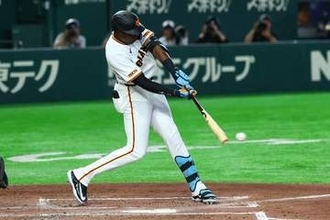 巨人21歳は「メジャーリーガー」　ドラ1粉砕…バンテリンD中段への衝撃弾「1軍に上げよう」
