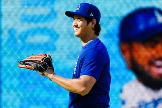 大谷翔平、試合後に異例のキャッチボール実施　終了から10分後…慌ただしく投手調整へ