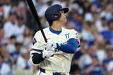 「大谷翔平、今季本拠地初アーチ　4試合ぶり4号は先頭打者弾…45試合連続出塁継続にLA熱狂」の画像1