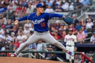 「やり直せるならあの1球」　山本由伸、無念の敗戦も…18.44m先で相棒が感じた“修正力”