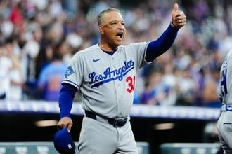 突如“現れた”大谷翔平、隣に山本由伸　ド軍PS決定から1分後…歴史的“14”の価値