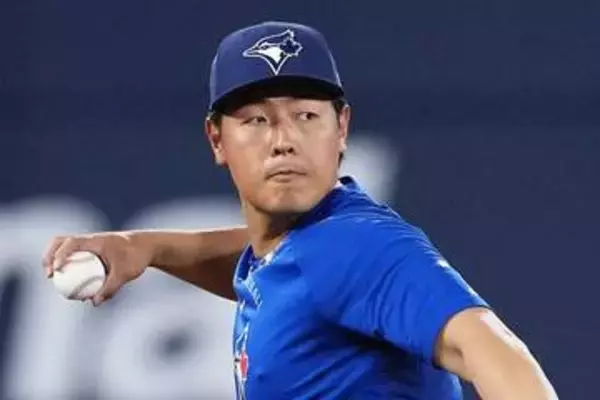 「岡本和真の美技は「日本でも見たことない」　“安打強奪”にX騒然「意味わかんねえ」」の画像