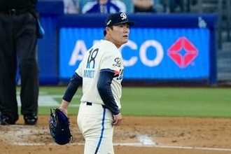山本由伸、8回3失点好投も12勝目ならず　吉田正尚は“完封”…防御率2.76に