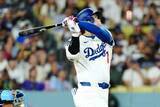 「大谷翔平、逆方向へ確信の逆転27号　34度のハイアングル弾…村上抜き日本人最多にLA総立ち」の画像1
