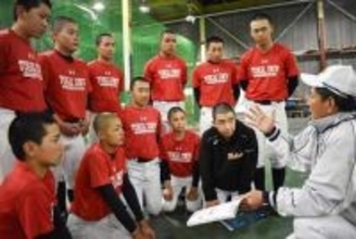 股関節が硬い子は「試合に出しません」　中学生活にも直結…軟式強豪の“不変ルール”