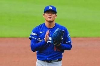 胸に光る特別ワッペン「ついてる」　山本由伸も着用「21」…ファン敬意「本物の伝説」