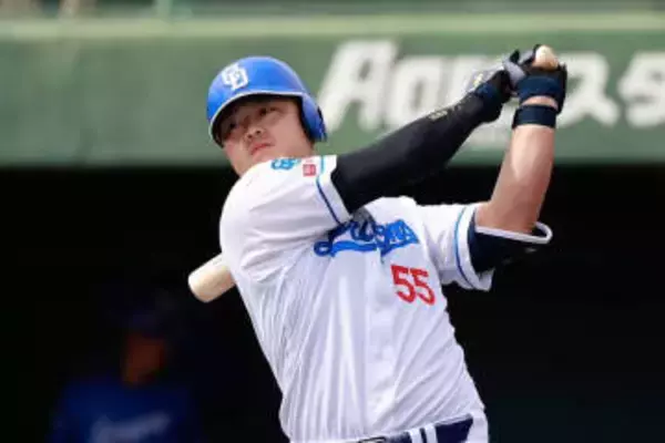 “大変更”の中日ユニ「急に垢抜けた」　斬新デザインも納得「お洒落だ」