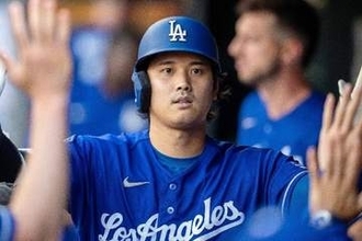 ド軍、メジャー最速50勝　大谷翔平の17号先頭打者弾が呼び水…フリーマン勝ち越し弾