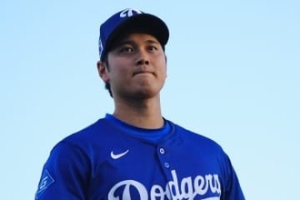 大谷翔平が笑顔…自ら駆け寄った“懐かしき人物”　古巣戦で念願の再会→熱い抱擁