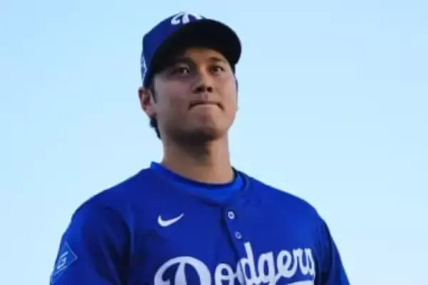 大谷翔平が笑顔…自ら駆け寄った“懐かしき人物”　古巣戦で念願の再会→熱い抱擁