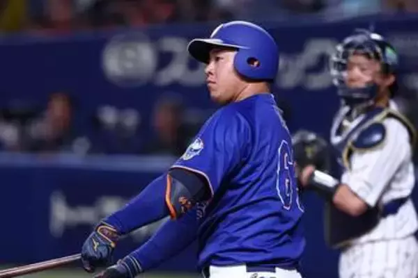 アクシデント直後…“眠れる大砲”に竜党感涙　聖地に響いた豪快弾「チームの危機を救ってくれ」