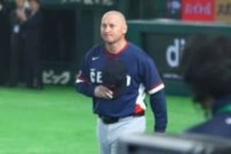 日本人より深々と…チェコ監督の礼節に「泣きそう」　公式投稿に感謝の嵐「ありがとう！」