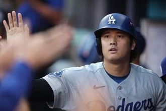 ド軍、地区S突破で世界一3連覇へ前進　4番大谷は1盗塁1得点で貢献…パヘスV打