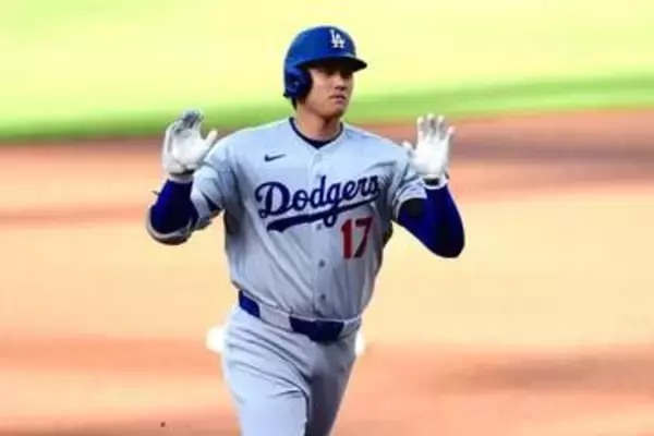 大谷翔平は「神ですか」　開始1秒…初球先頭打者アーチの衝撃「この人、今日の先発です」