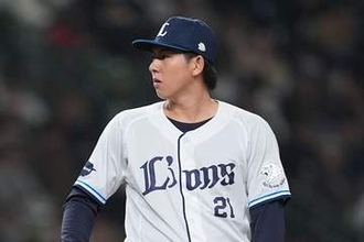 一瞬の隙を逃さぬ“一太刀”が決める試合　西武伝統の「けん制術」とサインプレーの真髄