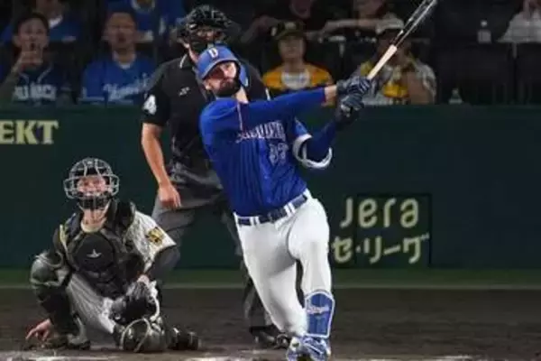 中日に“新戦力!?”「助っ人野手じゃないの？」　甲子園沈黙の衝撃弾に「外野で出てくれ」