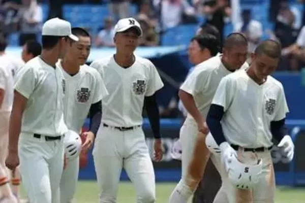 昨夏甲子園準V、日大三が敗退　準決勝で散る…創価は2019年以来の決勝進出