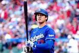 「大谷翔平にまた“悪癖”　ロバーツ監督が指摘「少し追いかけている」…伝播する負の流れ」の画像1