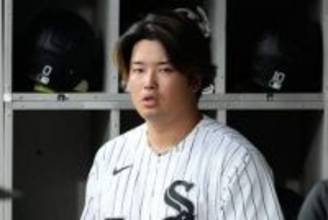 村上出場試合でアクシデント　ファンがブルペン転落、試合中断で病院へ救急搬送
