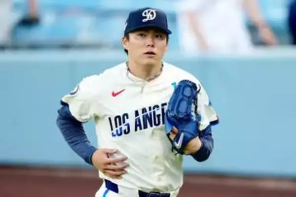 由伸登板試合…客席にいた“謎の集団”　判明した事実に感動の声「おめでとう」