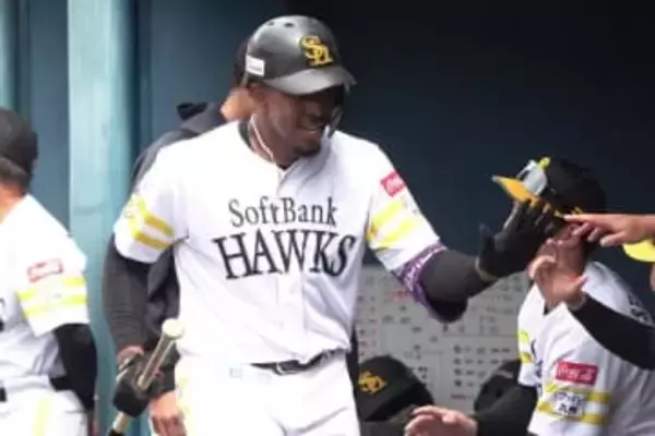 鷹に眠る育成18歳が衝撃弾「飛距離ヤバい」　従兄弟は大谷元ライバル…SNS注目「上出来すぎ」