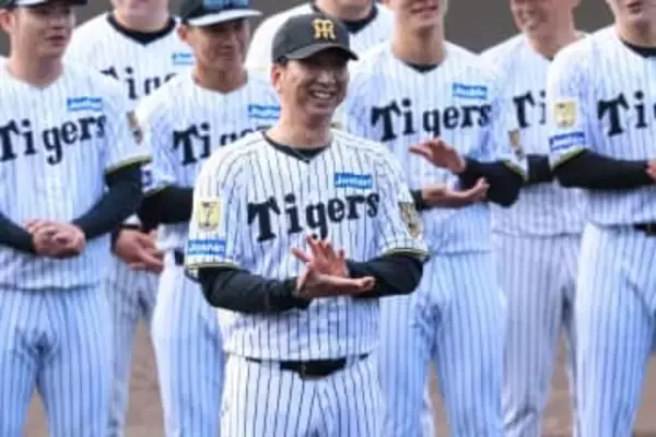 阪神キャンプに現れた大御所「どなたかと思ったら」　ナインも恐縮…X仰天「いるぅw」