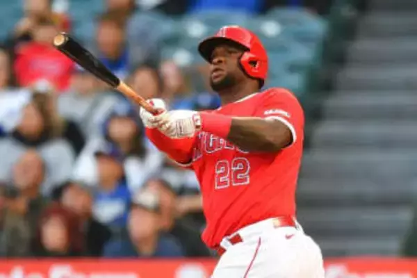 中日、2億円で164発大砲と契約合意か…米報道　21年に30発→今季はMLB球団に所属せず