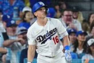 ド軍スミスは「役者が違う」　誕生日＆娘の前で大仕事、ド軍ファン確信「一番勝負強い」