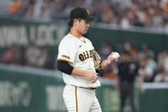 巨人左腕が呆然…「は、やばすぎ」　CS開始2分、“消えた”打球の行方「んほぉいきなり」