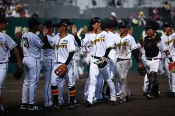 「こんなんあったんや」阪神“幻のユニ”が復刻　蘇る伝説＆進化に大興奮「かっこよすぎる！」