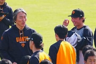 坂本勇人、松井新監督は「テレビの人」　37歳が大興奮…就任情報は知らず「ネットで」
