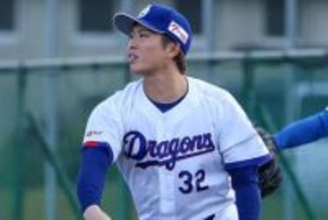 NPB春季キャンプ、各地で相次ぐ負傷者　中日・伊藤が打球直撃→苦悶の表情で途中交代