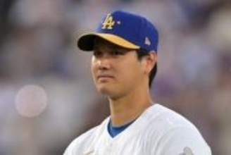 大谷翔平の“異変”に伸びた手　敵軍一塁手と珍しい交流、米爆笑「見てください」