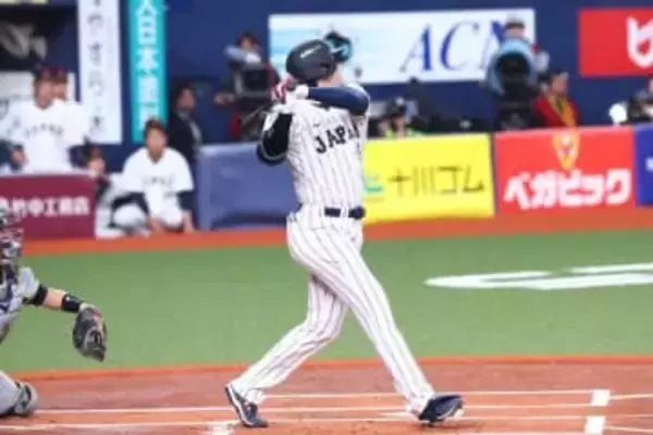 大谷翔平、登場だけで場内歓声　スイング毎にどよめき…“初打席”は左飛で凡退