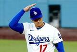 「大谷翔平、開始9球で“違和感”「どうした」　気になる仕草…中継で発見「大丈夫？」」の画像1