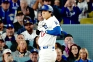 大谷翔平、今季初の途中交代　右手死球で顔歪める　明日は先発予定も…ド軍は15得点大勝
