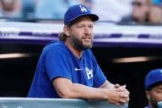 ド軍カーショーが第5子誕生を報告「兄弟は虜」　美人妻も笑顔…幸せ写真も公開