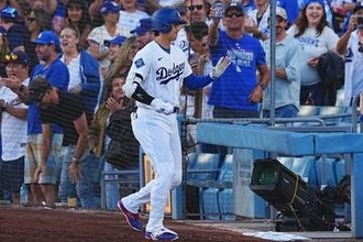 大谷翔平300号に「気が狂う」事実　たった2年半で…「129/300」に米愕然