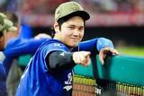 「大谷の活躍を見届けた17歳美女　炸裂させた“推し”への愛…回転投球が「めーーちゃ可愛い」」の画像1