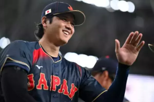 大ハシャギの大谷翔平　侍ベンチ新たな儀式連発…海外ファン注目「一番楽しい」