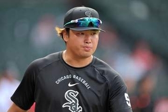 試合前の村上宗隆に「こっちまで泣きそう」　実現した大物日本人との“共演”「特別な時間」