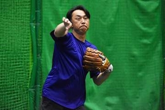 “肩慣らし”のキャッチボールに待った「どんどん差がつく」　悪送球を招くNG動作