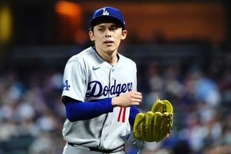 ド軍絶望の瞬間…ベンチで“沈黙”した佐々木朗希　残酷な結末に米嘆き「恥さらしだ」