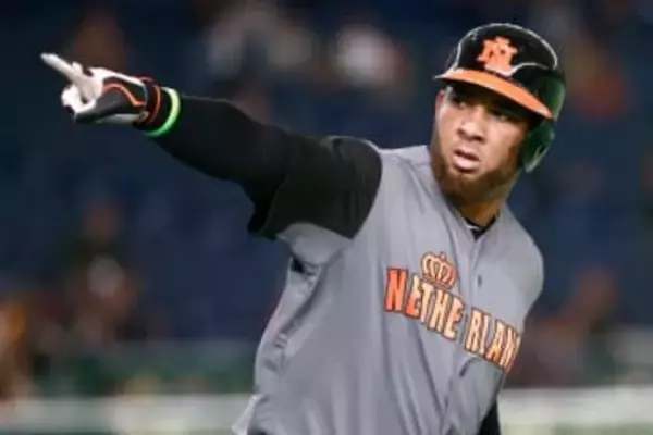 41歳バレンティン「もうすぐ引退だ」　豪快HRも…明かした“現在地”「プロとしてはもう」